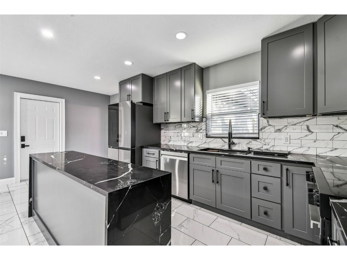 1811 Marilyn Avenue Bradenton FL 34207 A4672866 image41