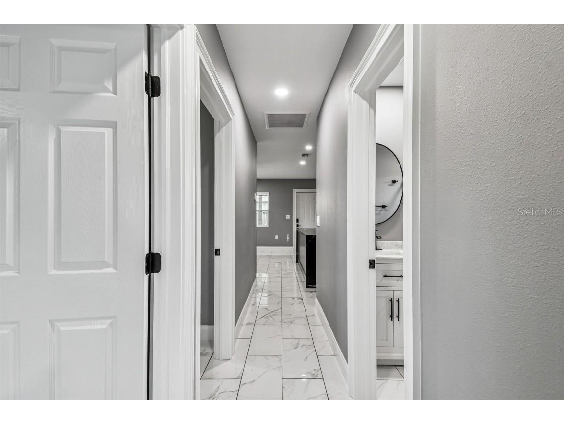 1811 Marilyn Avenue Bradenton FL 34207 A4672866 image62