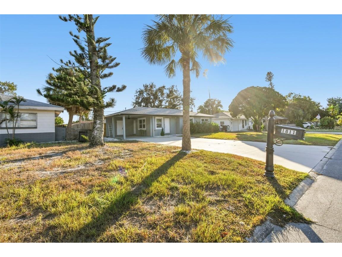 1811 Marilyn Avenue Bradenton FL 34207 A4672866 image69