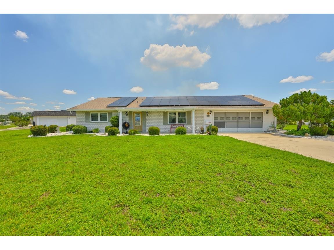 1811 Milford Circle Sun City Center FL 33573 - Middle lake TB8402326 image1