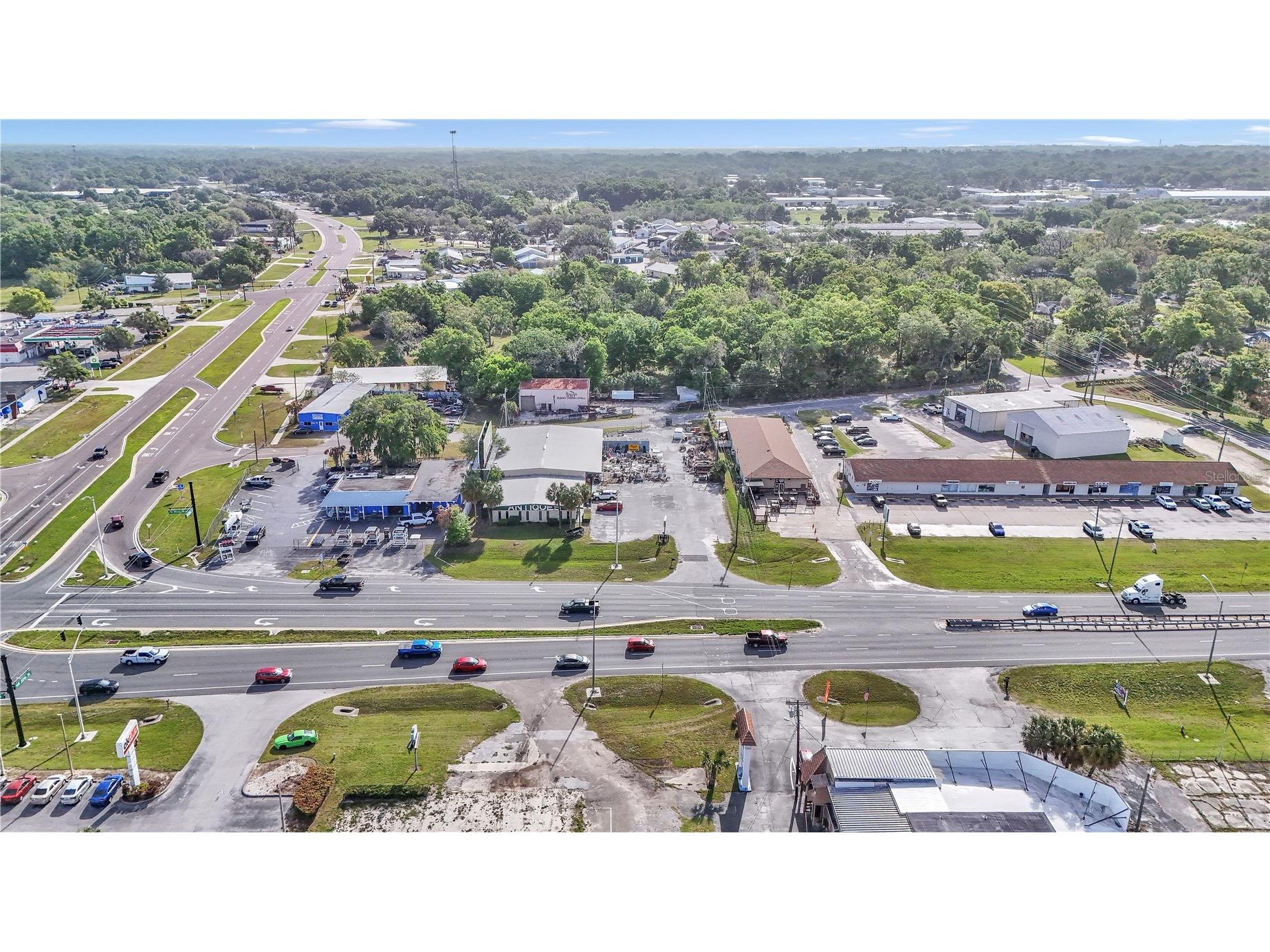 1811 N Pine Avenue Ocala FL 34475 OM722067 image10