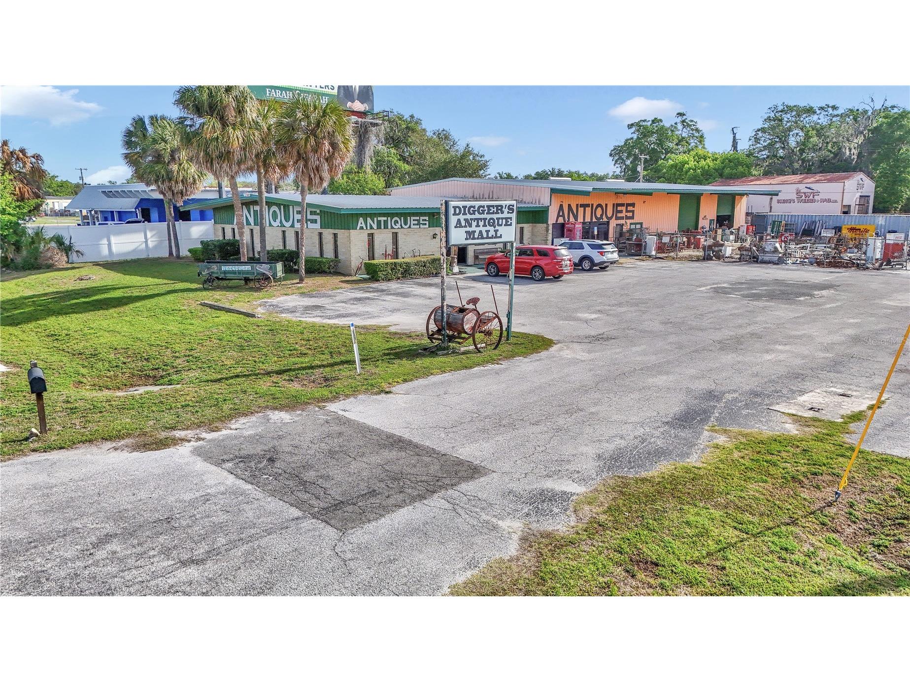 1811 N Pine Avenue Ocala FL 34475 OM722067 image2