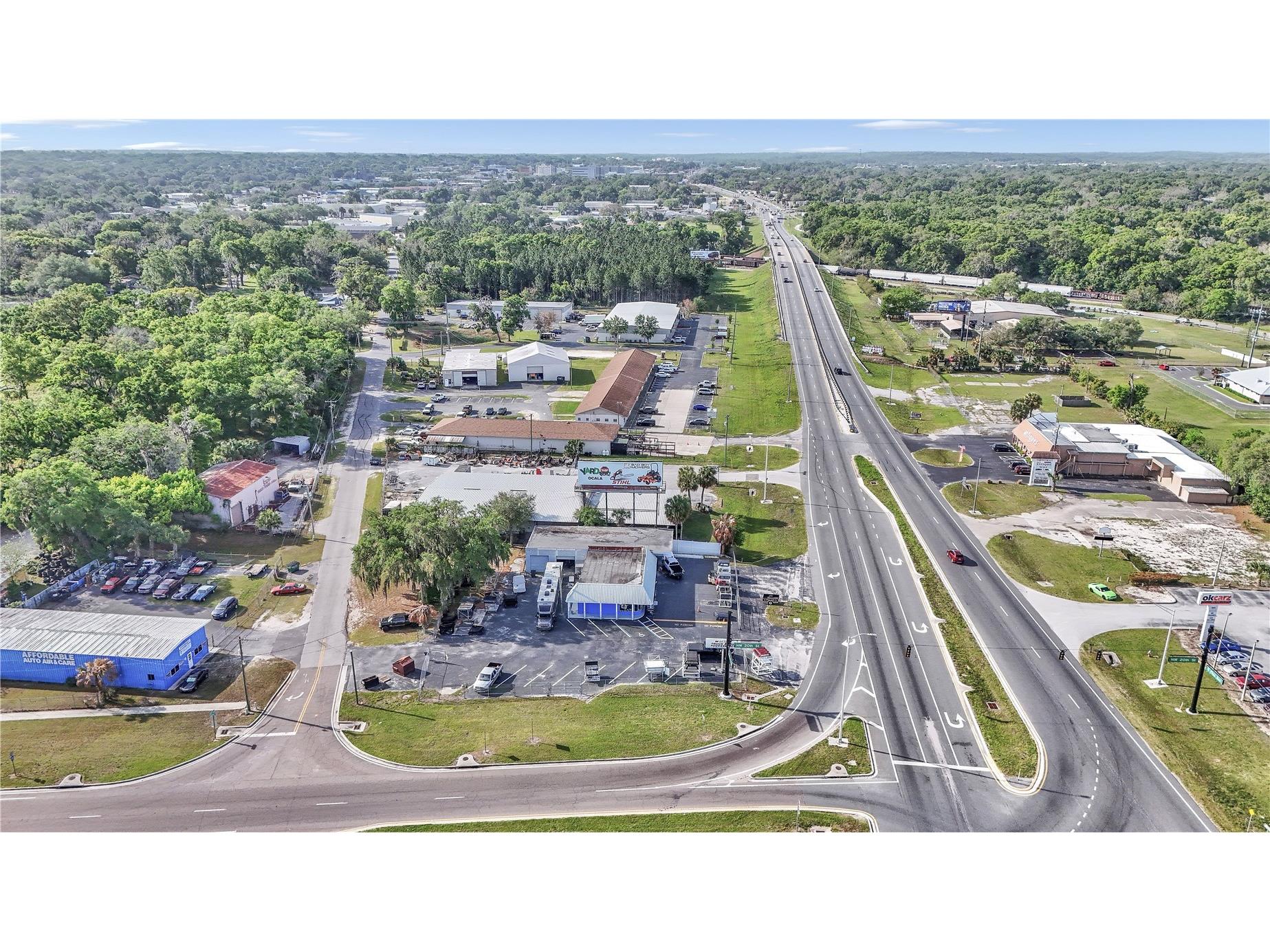 1811 N Pine Avenue Ocala FL 34475 OM722067 image9