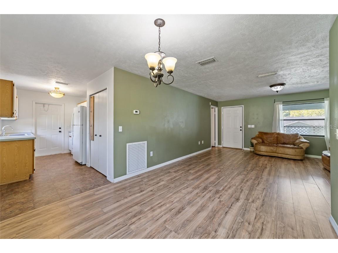 1811 NE 30th Street Ocala FL 34479 OM689054 image10