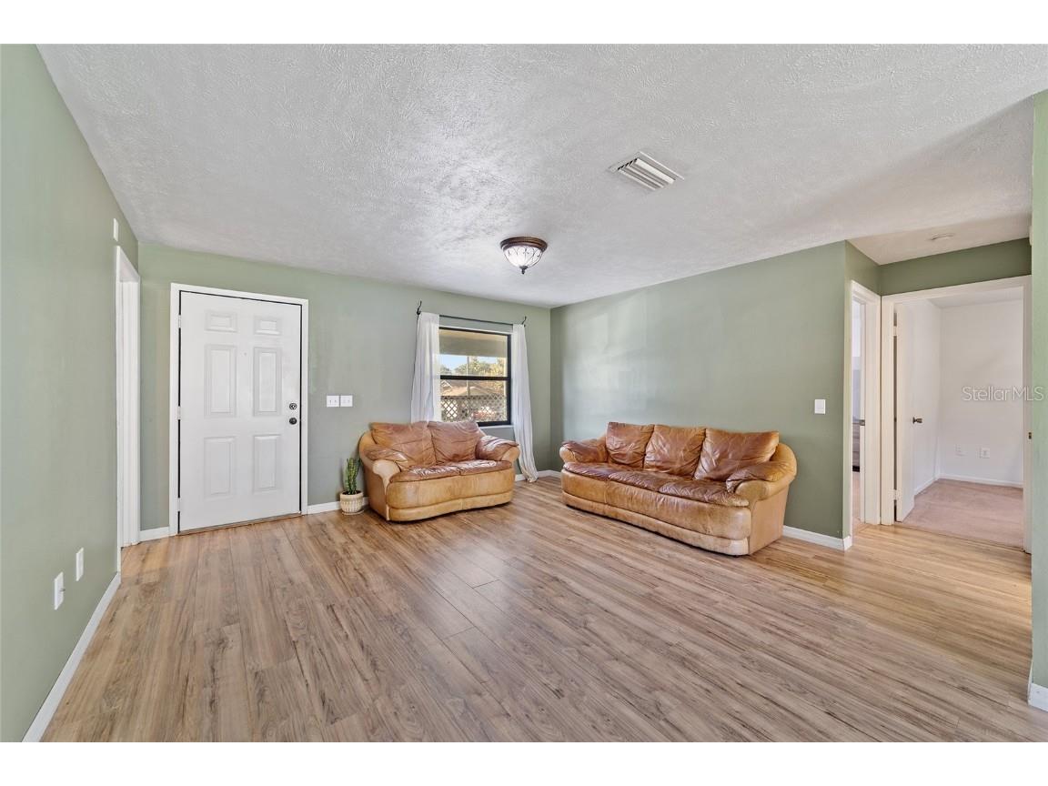 1811 NE 30th Street Ocala FL 34479 OM689054 image6