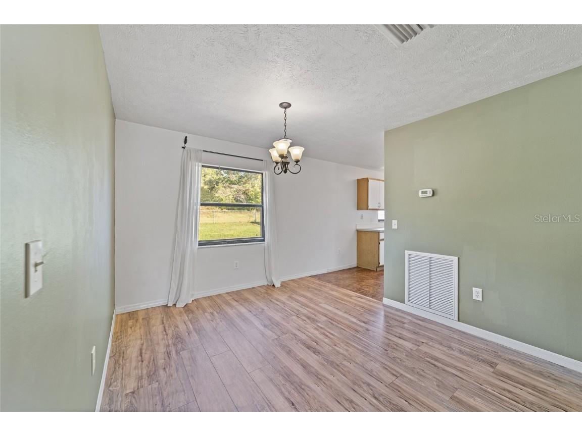 1811 NE 30th Street Ocala FL 34479 OM689054 image9