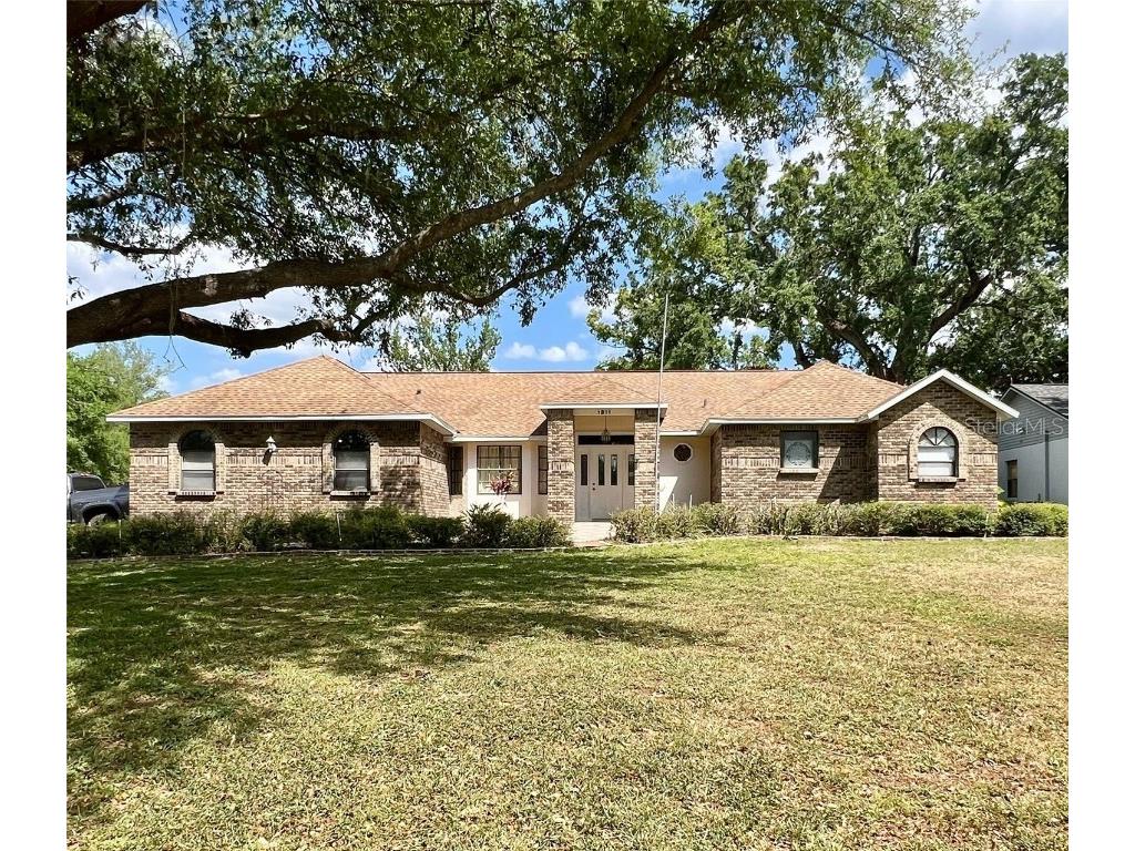 1811 Tawnee Place Brandon FL 33510 TB8357254 image1