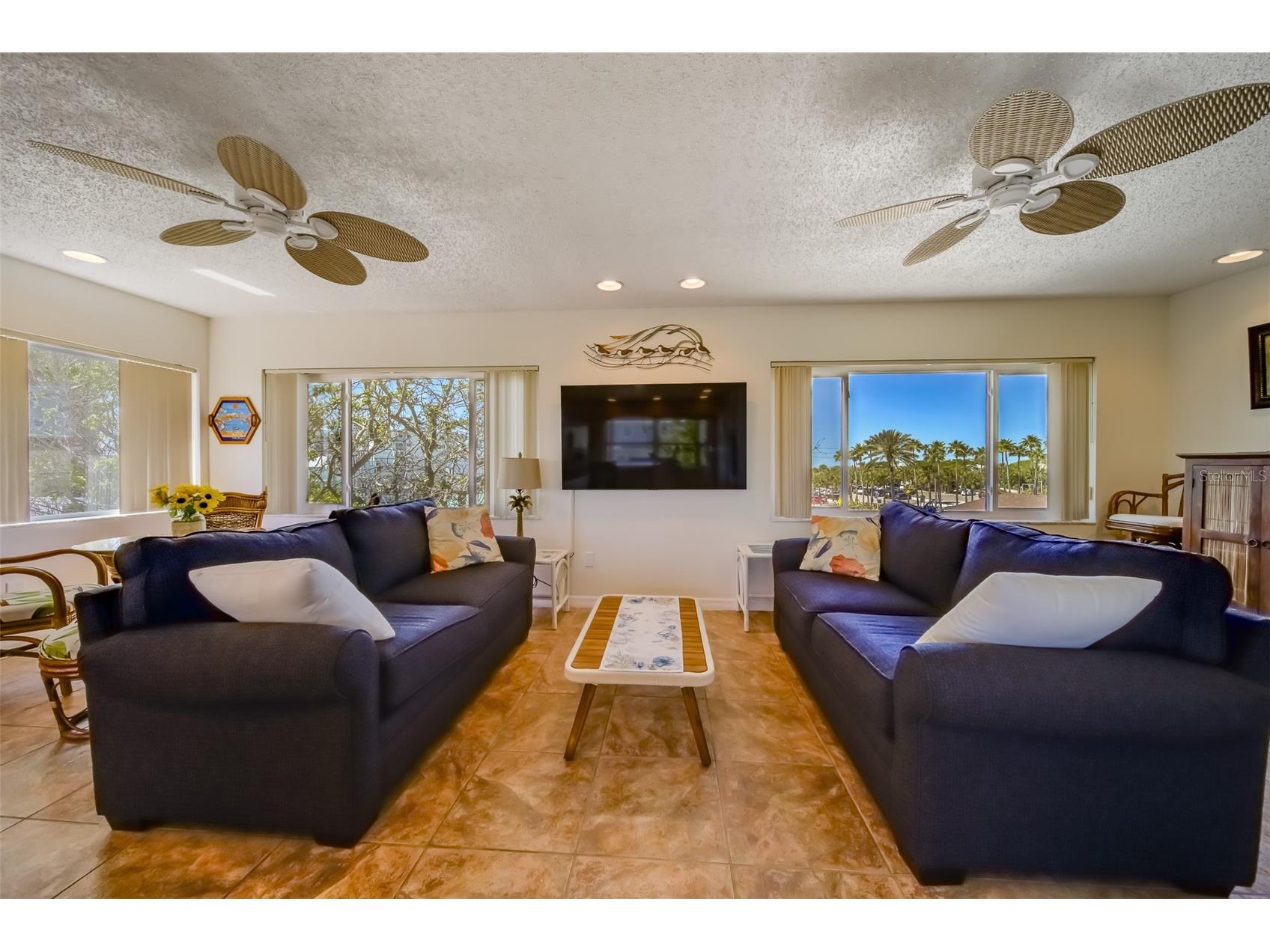 18111 1st Street E Redington Shores FL 33708 TB8480489 image15