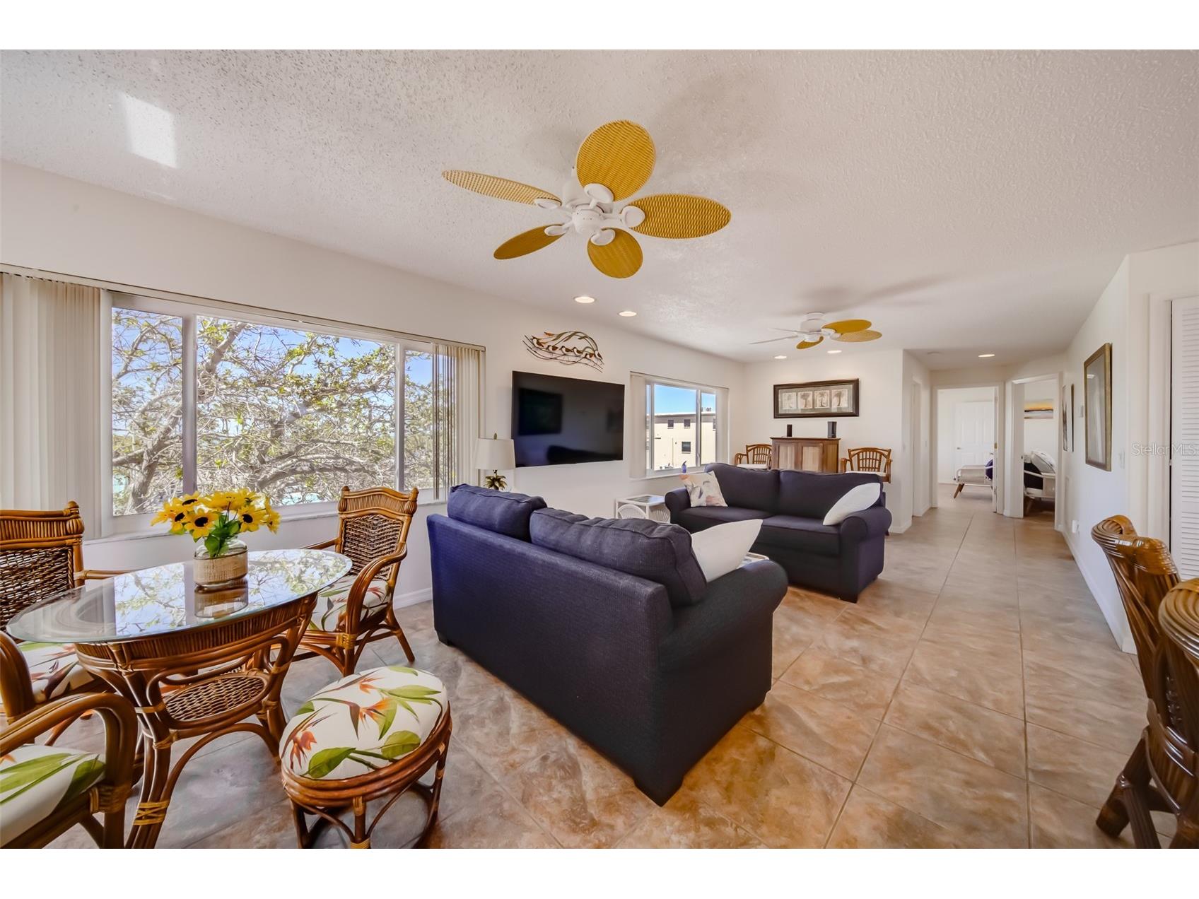 18111 1st Street E Redington Shores FL 33708 TB8480489 image16