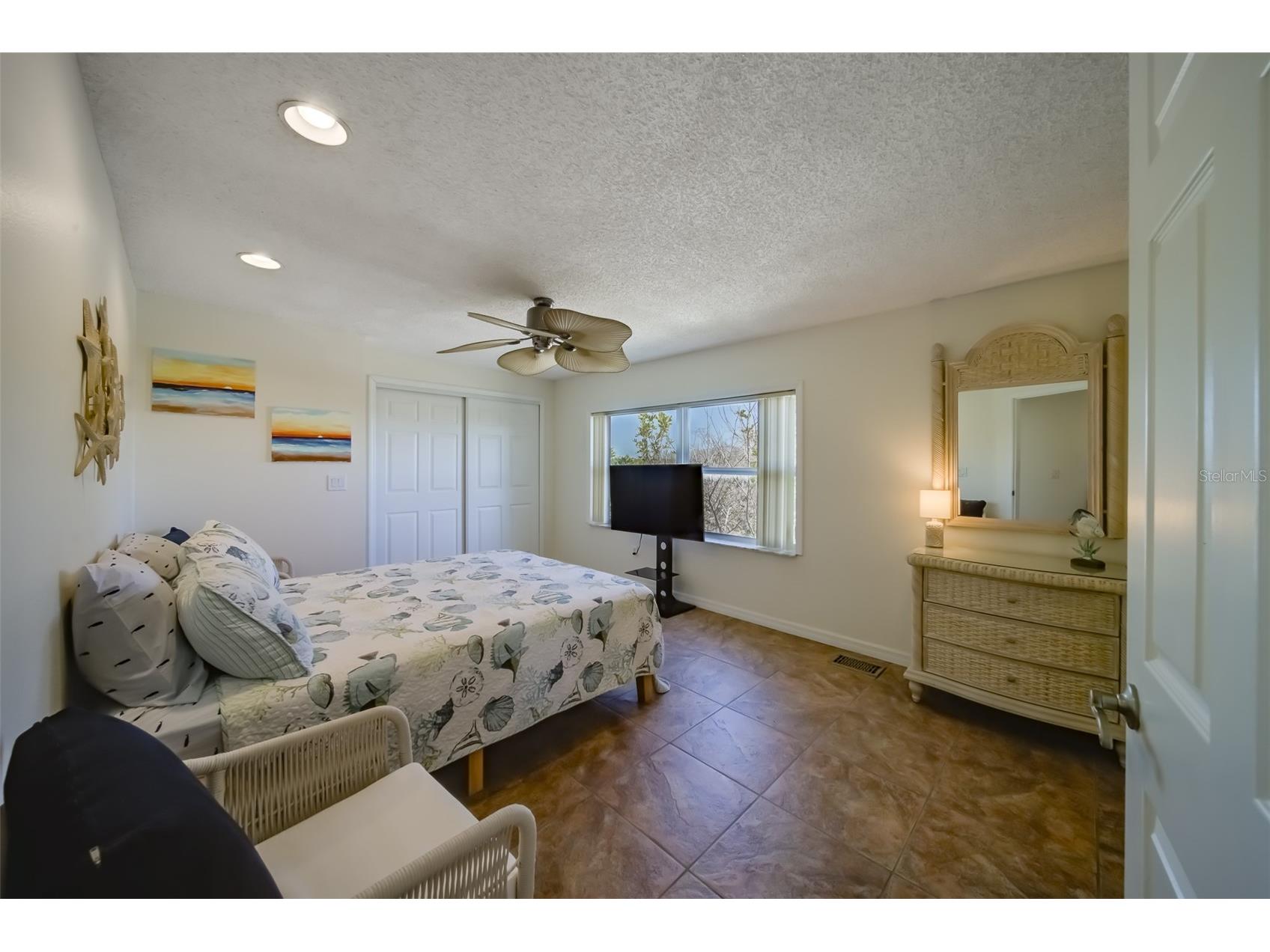 18111 1st Street E Redington Shores FL 33708 TB8480489 image19