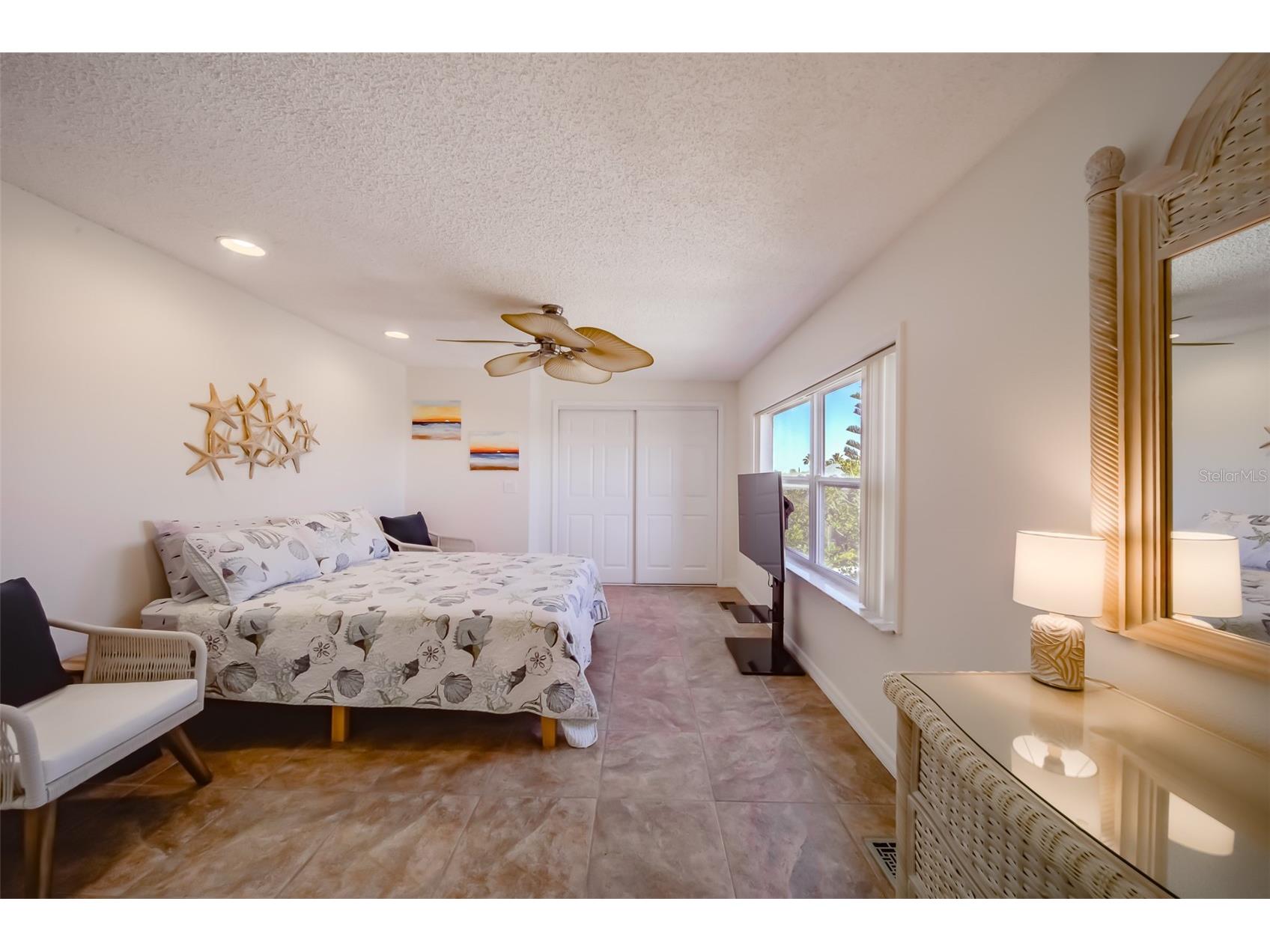 18111 1st Street E Redington Shores FL 33708 TB8480489 image22