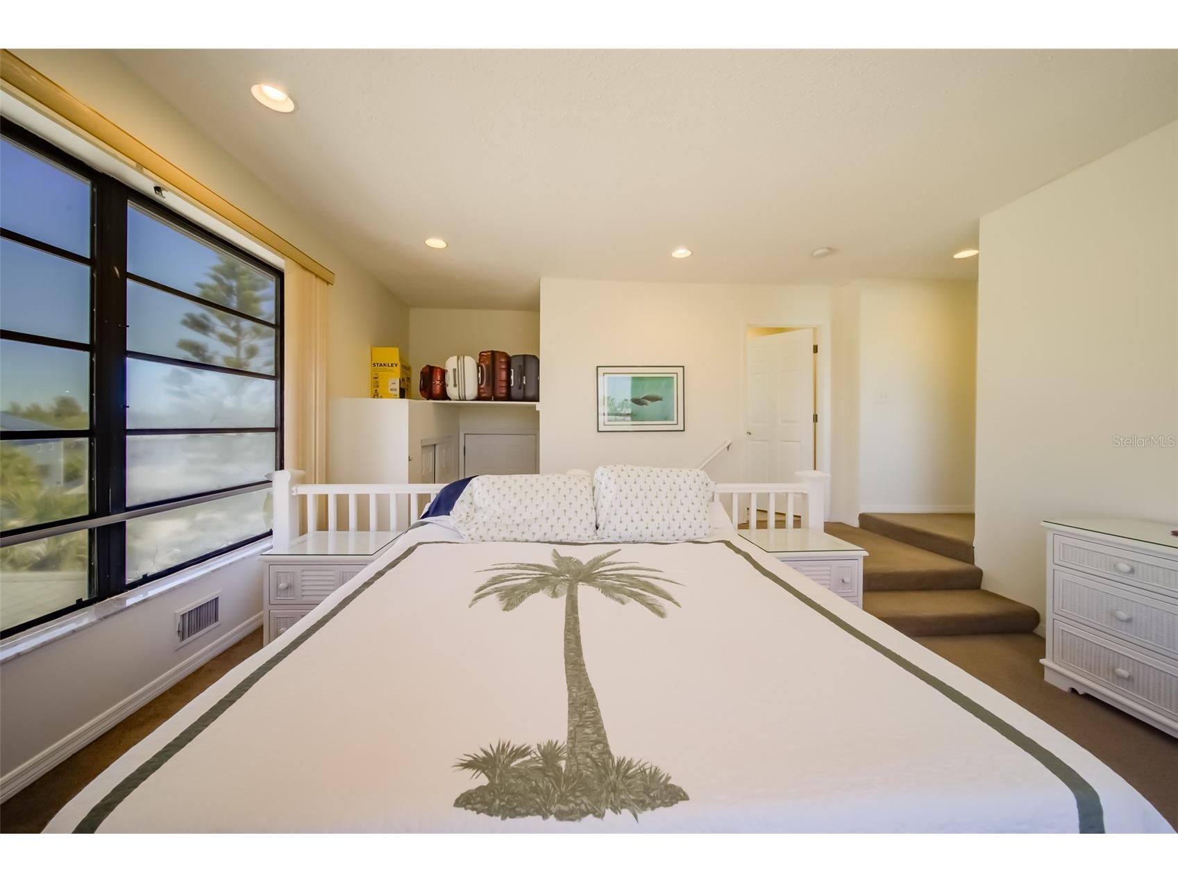 18111 1st Street E Redington Shores FL 33708 TB8480489 image27