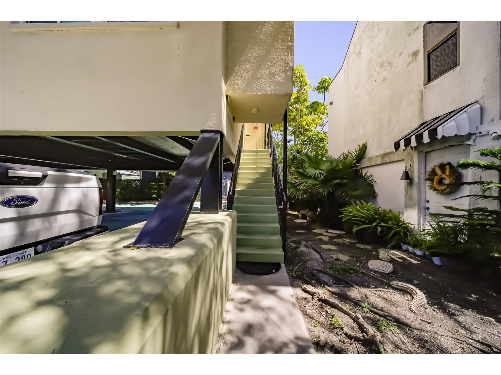 18111 1st Street E Redington Shores FL 33708 TB8480489 image3