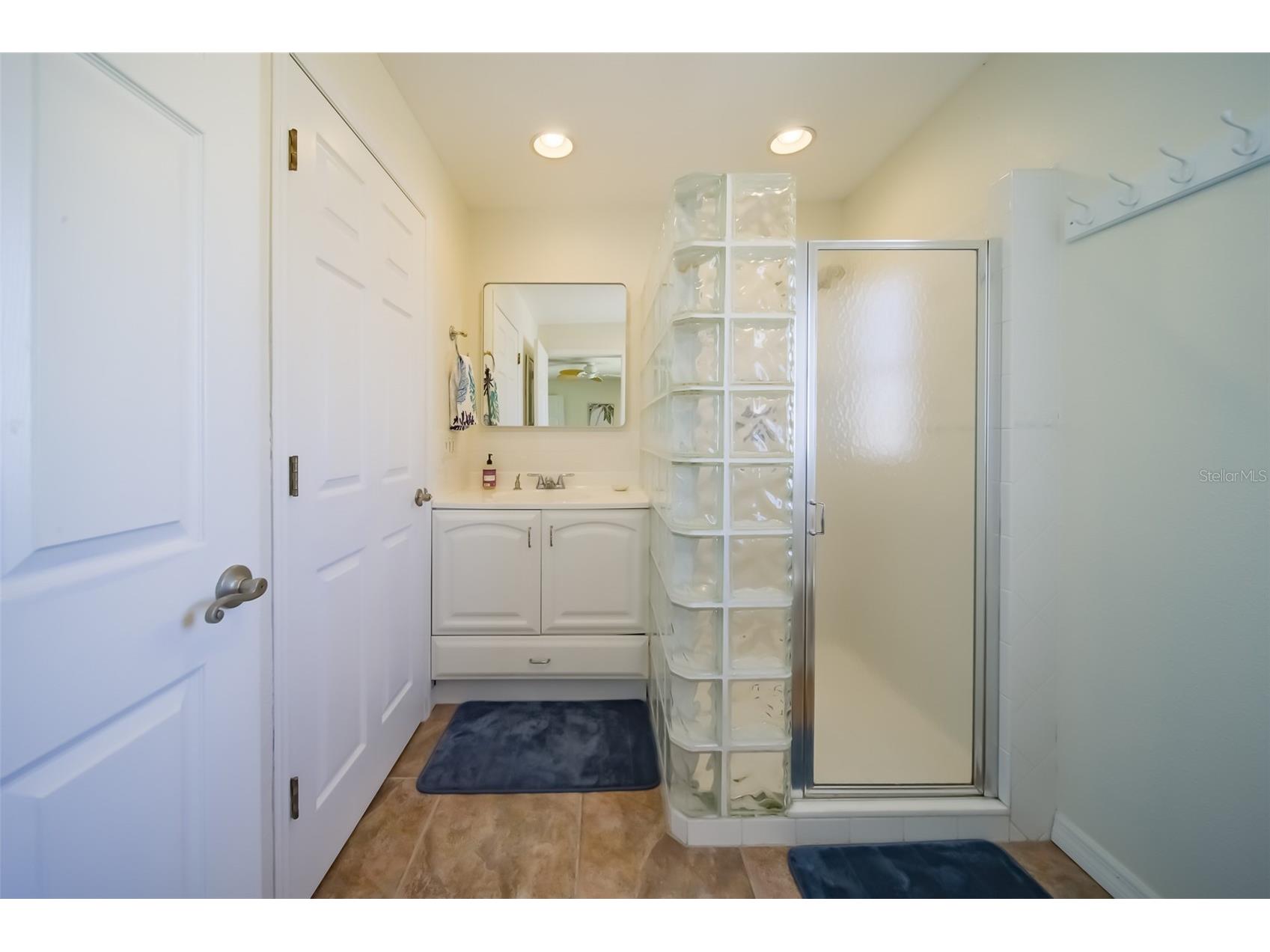 18111 1st Street E Redington Shores FL 33708 TB8480489 image39