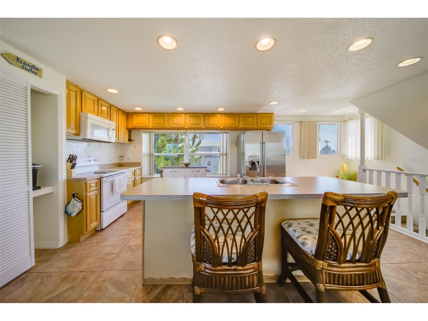 18111 1st Street E Redington Shores FL 33708 TB8480489 image7