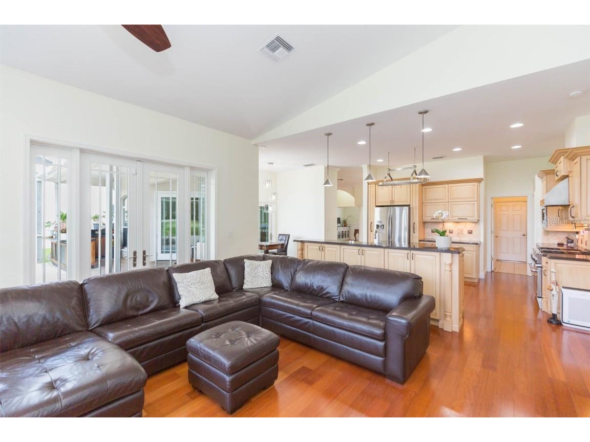 18111 Diamond Cove Court Tampa FL 33647 TB8406838 image18