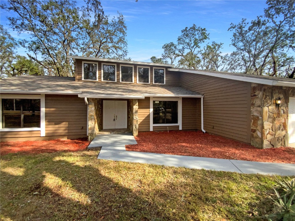 18111 Livingston Avenue Lutz FL 33559 O6264934 image1