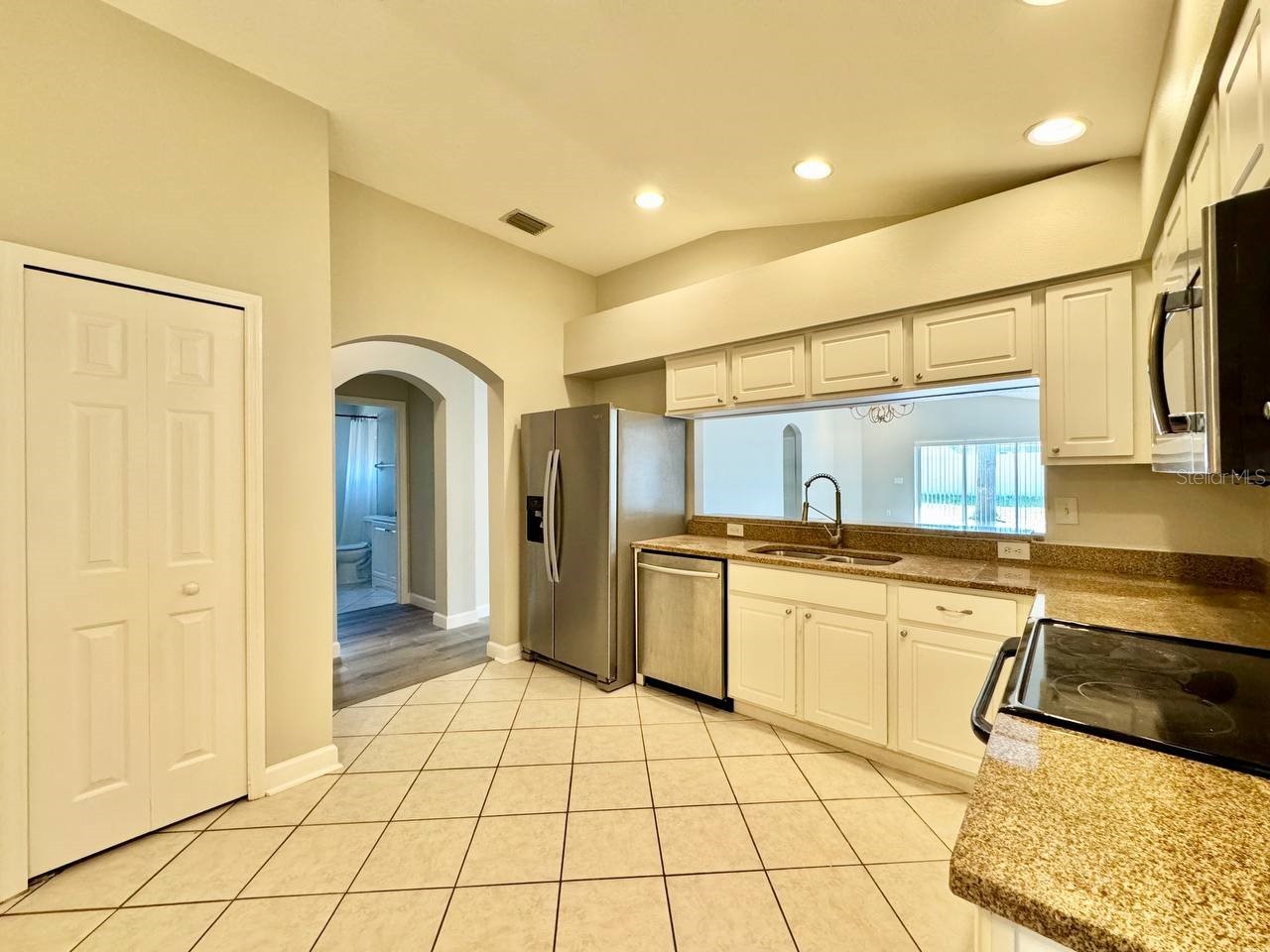 18112 Canal Pointe Street Tampa FL 33647 TB8502660 image16