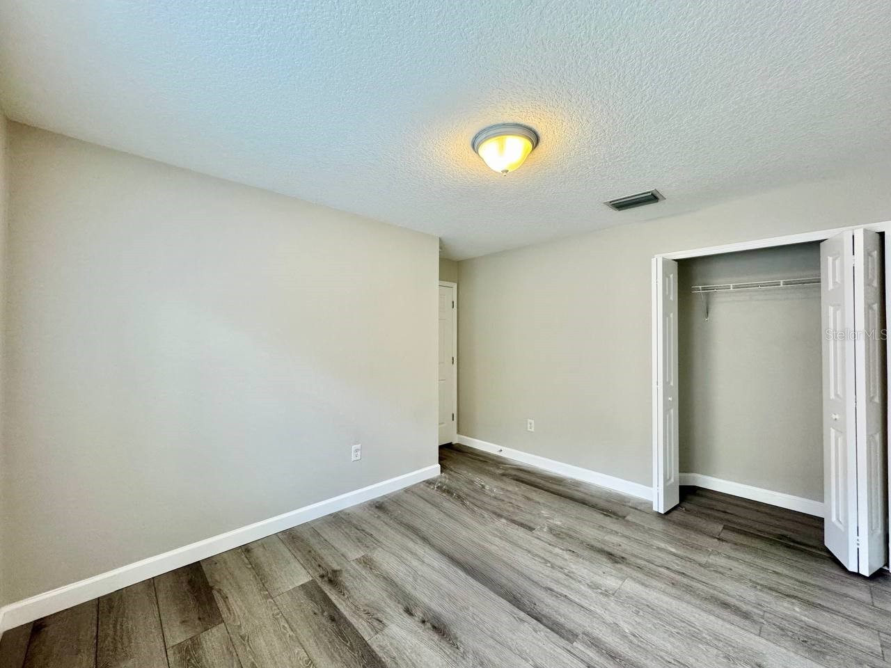 18112 Canal Pointe Street Tampa FL 33647 TB8502660 image24