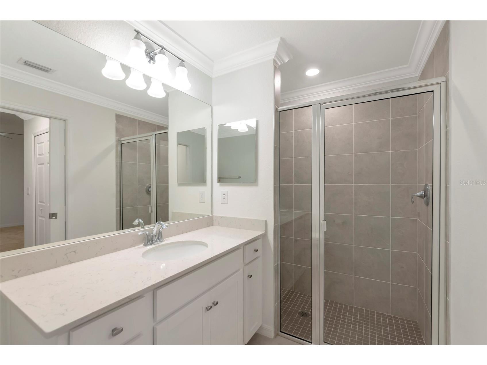 18114 Gawthrop Drive #107 Lakewood Ranch FL 34211 A4692872 image20