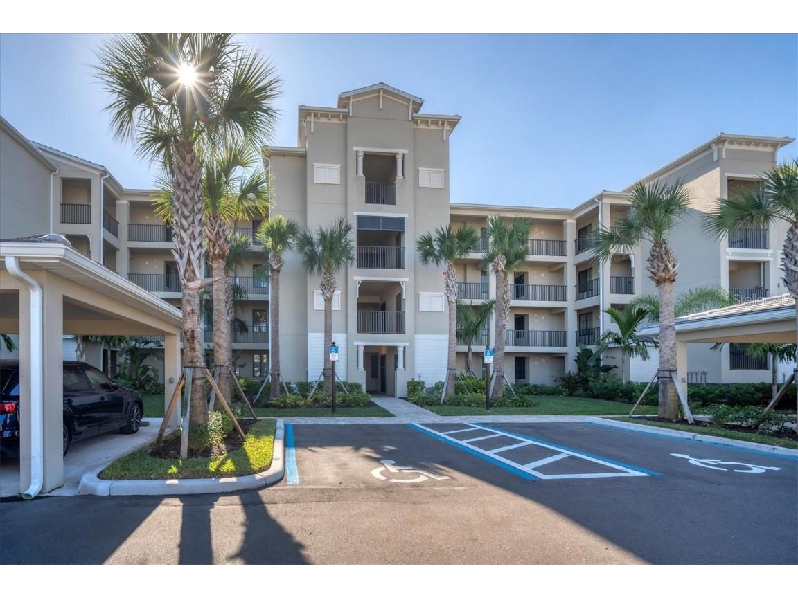 18114 Gawthrop Drive #204 Bradenton FL 34202 A4592491 image1