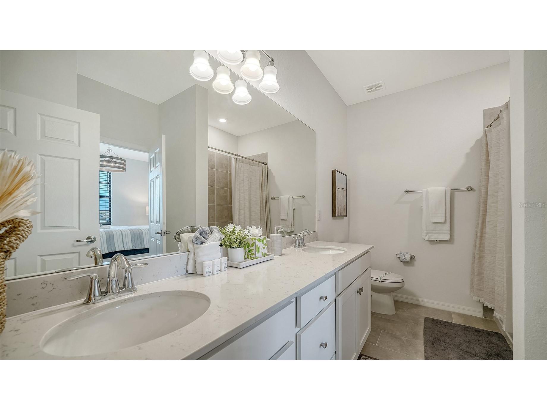 18114 Gawthrop Drive #308 Lakewood Ranch FL 34211 A4554851 image25