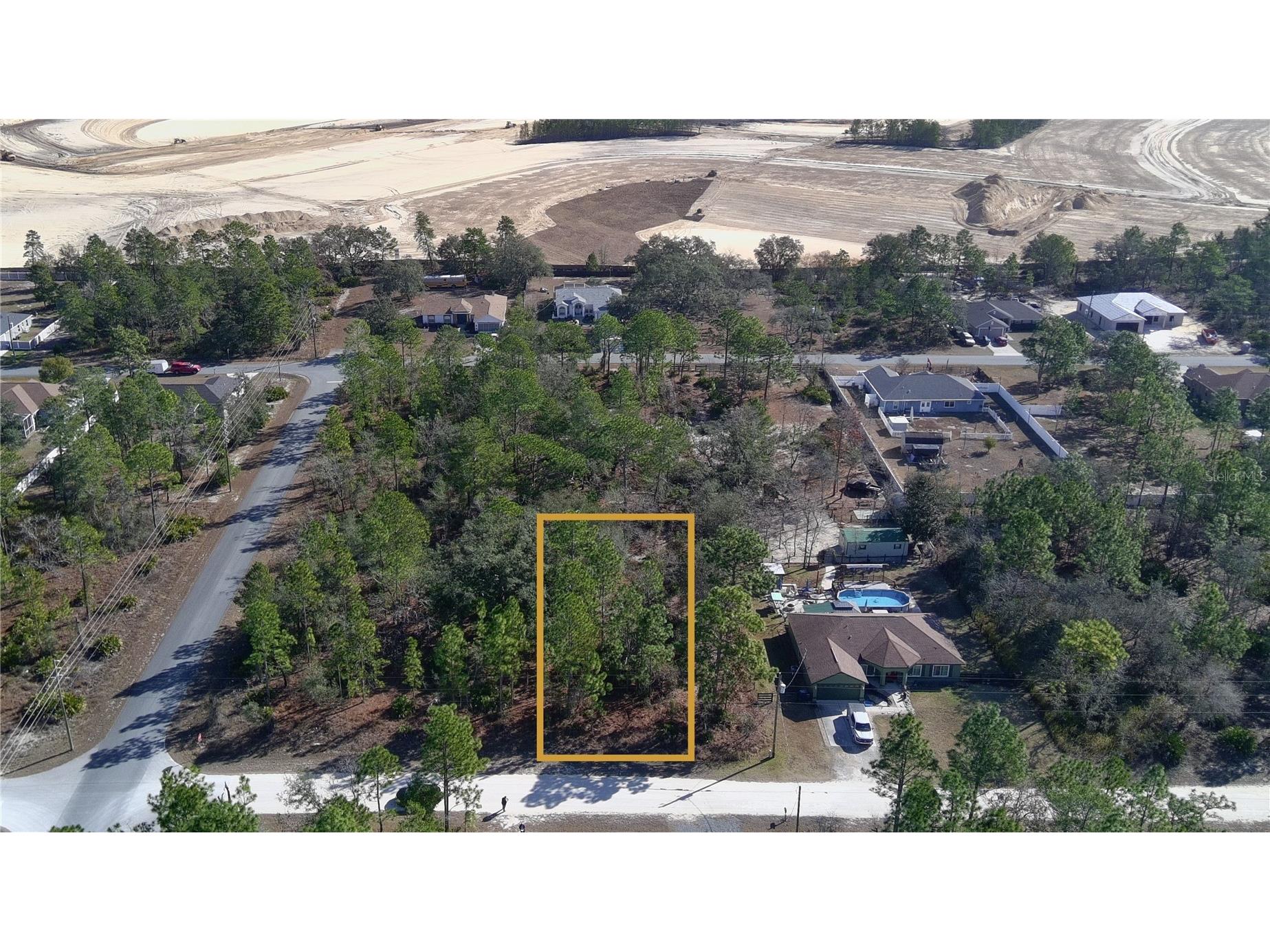 18114 Malibar Road Weeki Wachee FL 34614 A4678289 image1