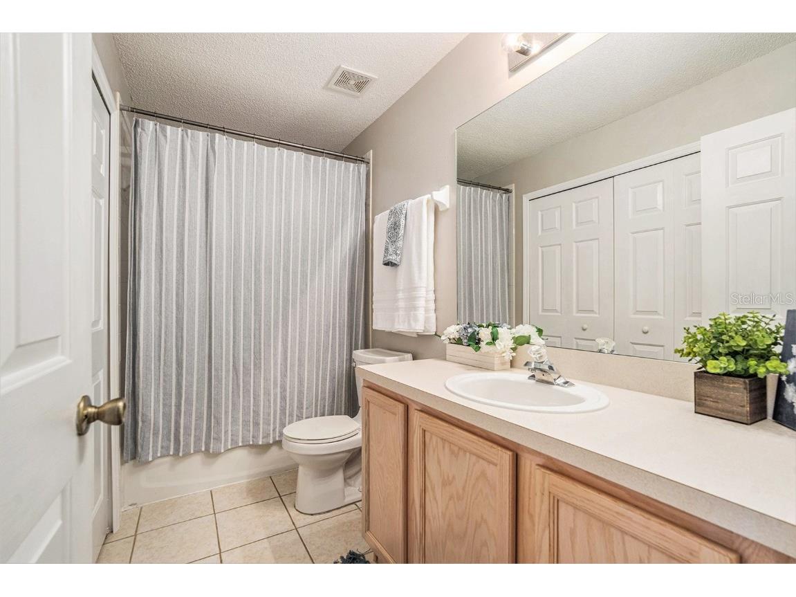 18114 Paradise Point Drive Tampa FL 33647 TB8436563 image26