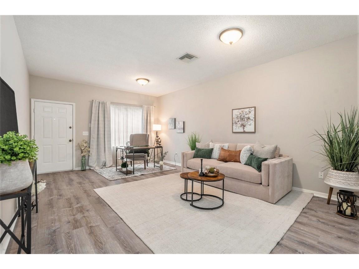 18114 Paradise Point Drive Tampa FL 33647 TB8436563 image6