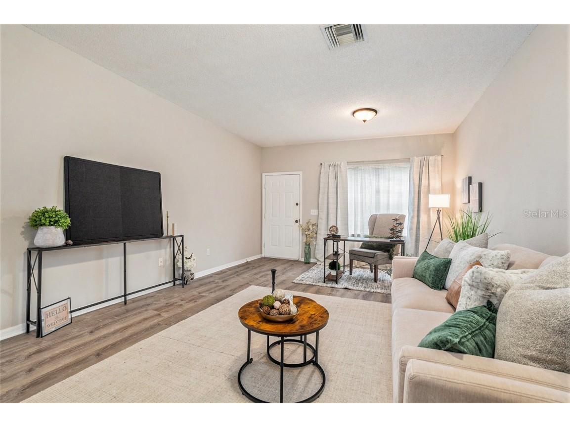 18114 Paradise Point Drive Tampa FL 33647 TB8436563 image7