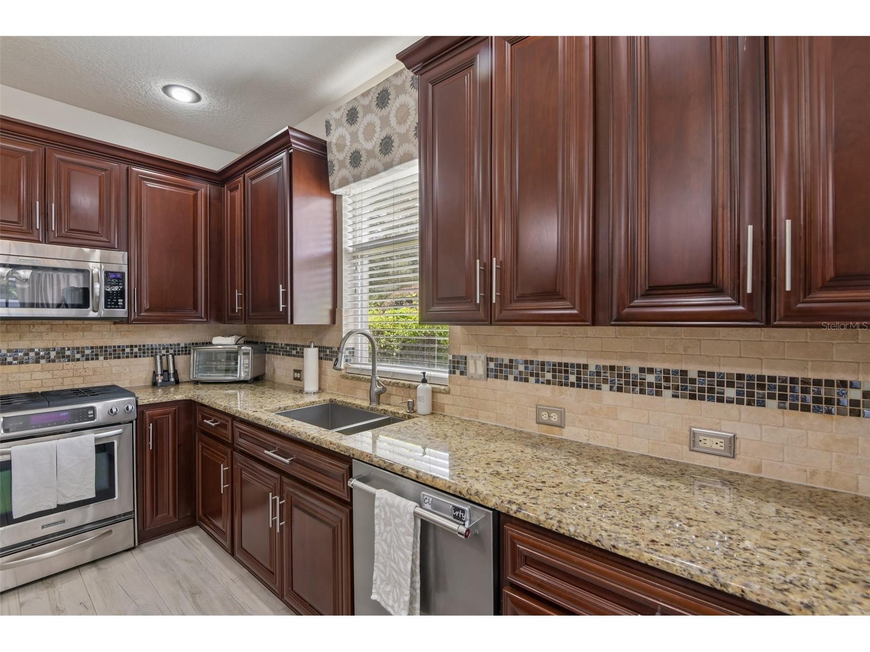18116 Sugar Brooke Drive Tampa FL 33647 TB8520029 image14
