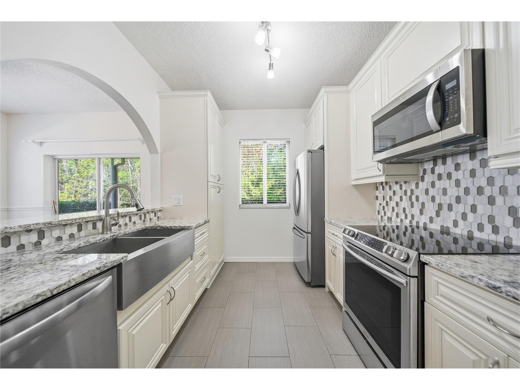 18117 Paradise Point Drive Tampa FL 33647 TB8503202 image3