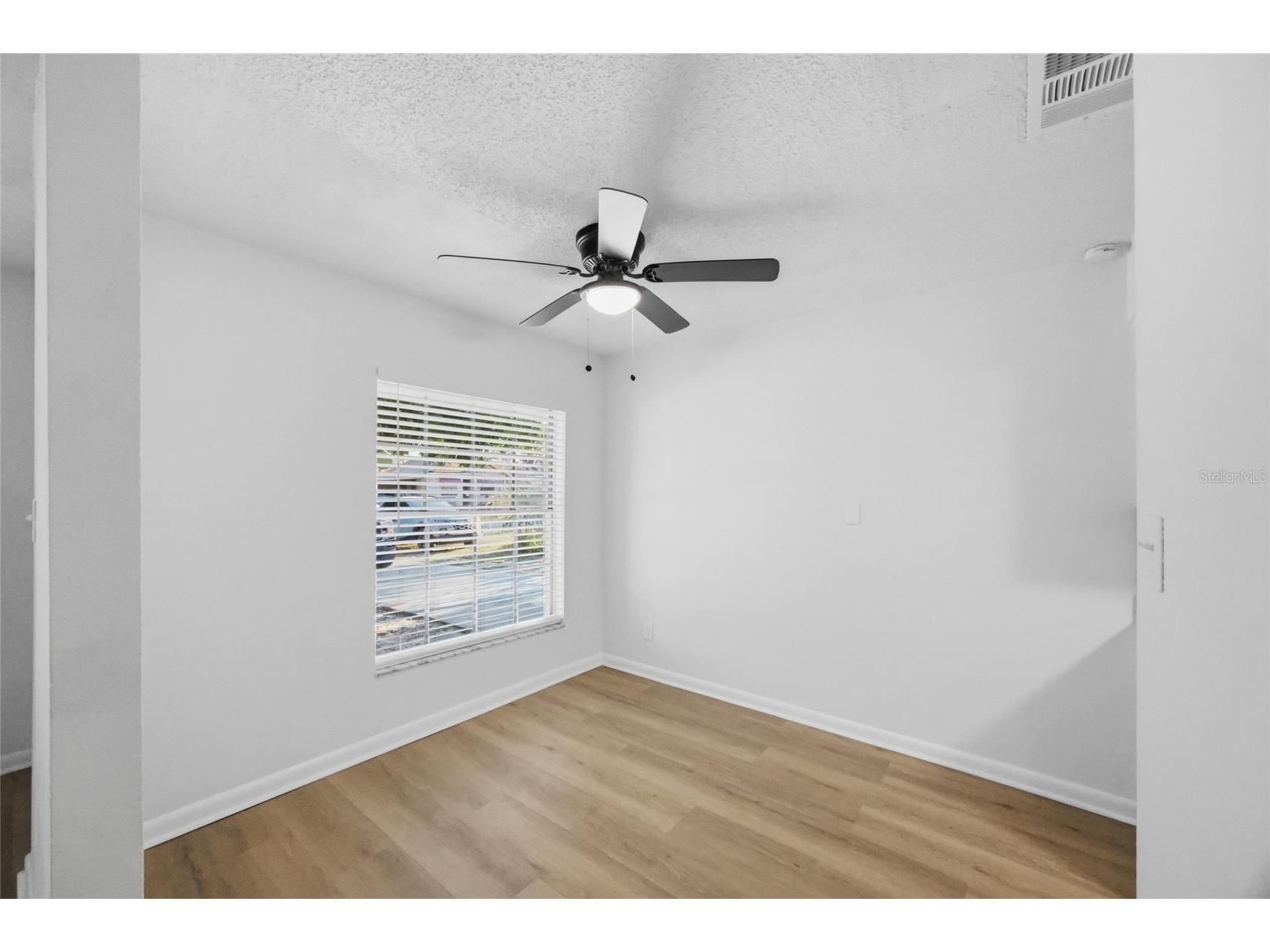 1812 E 99th Avenue Tampa FL 33612 TB8471711 image11