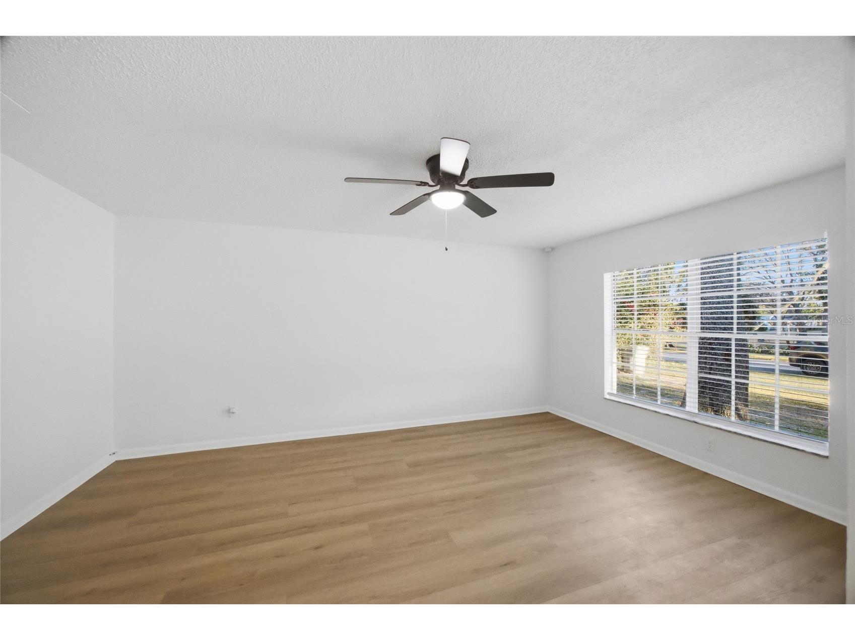 1812 E 99th Avenue Tampa FL 33612 TB8471711 image7
