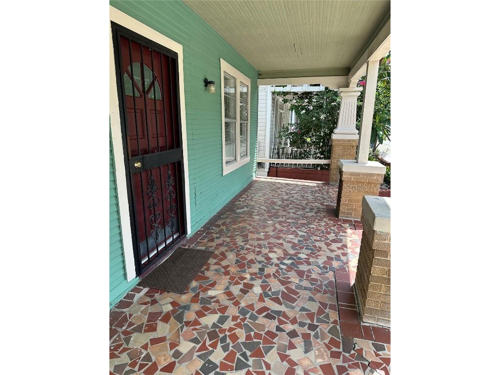 1812 E Columbus Drive Tampa FL 33605 TB8420389 image2