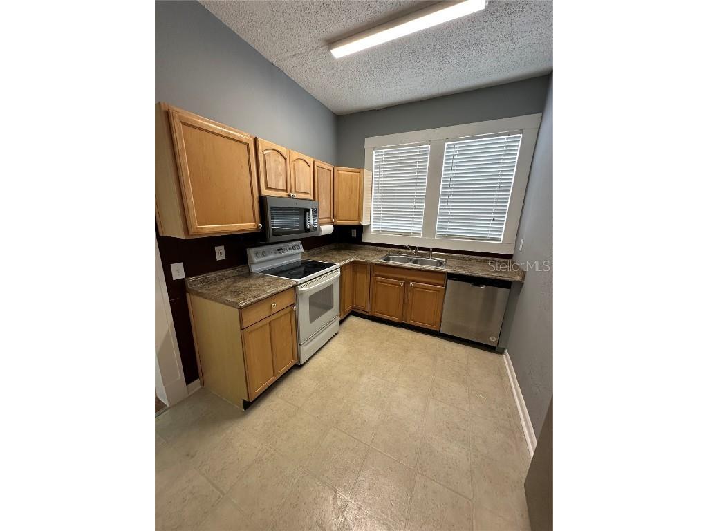 1812 E Columbus Drive Tampa FL 33605 TB8420389 image5