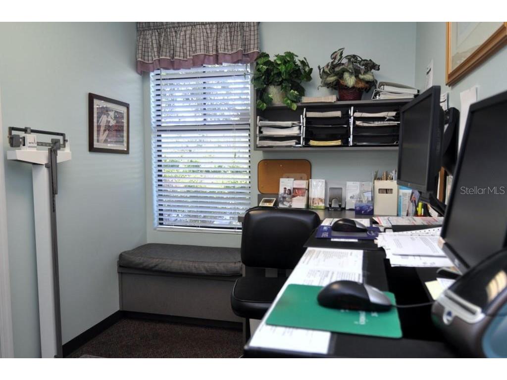 1812 Health Care Drive New Port Richey FL 34655 W7878199 image14