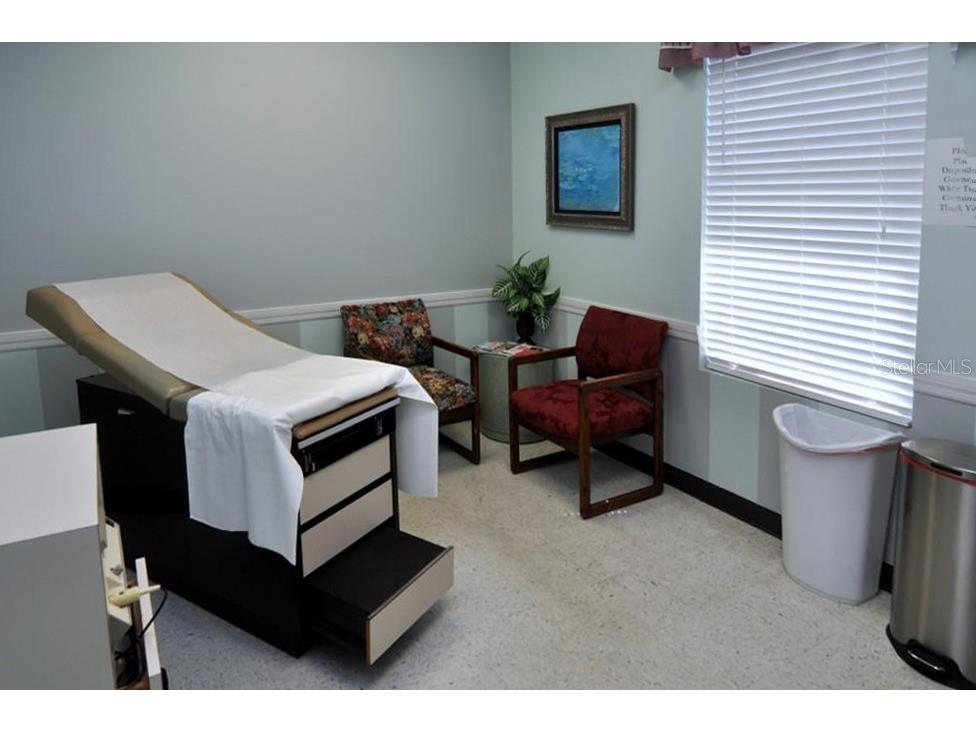 1812 Health Care Drive New Port Richey FL 34655 W7878199 image9