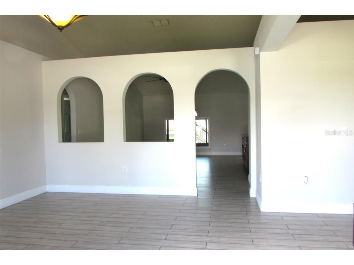 1812 Hudson Court Kissimmee FL 34759 S5135310 image3