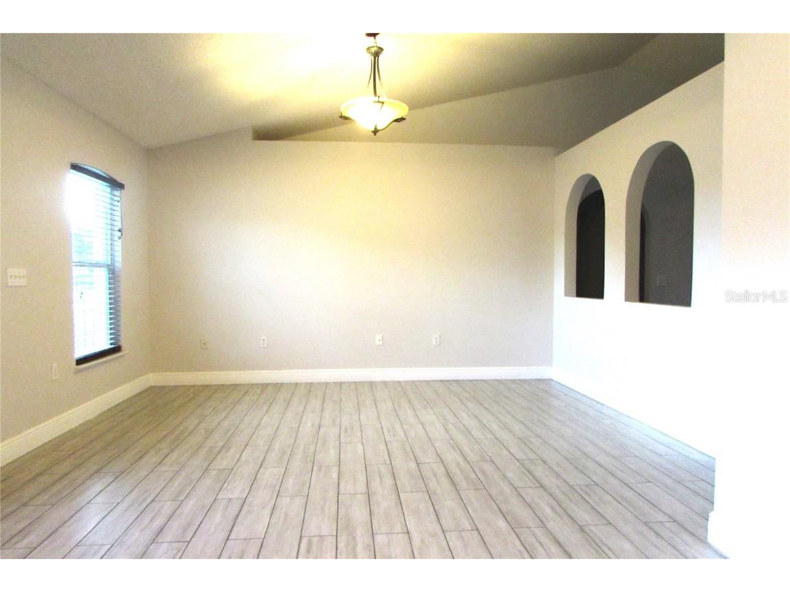 1812 Hudson Court Kissimmee FL 34759 S5135310 image4