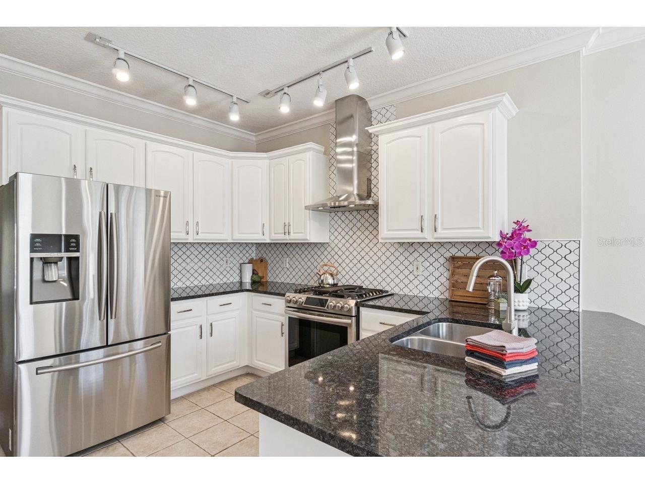 1812 Illinois Street Orlando FL 32803 O6377232 image8