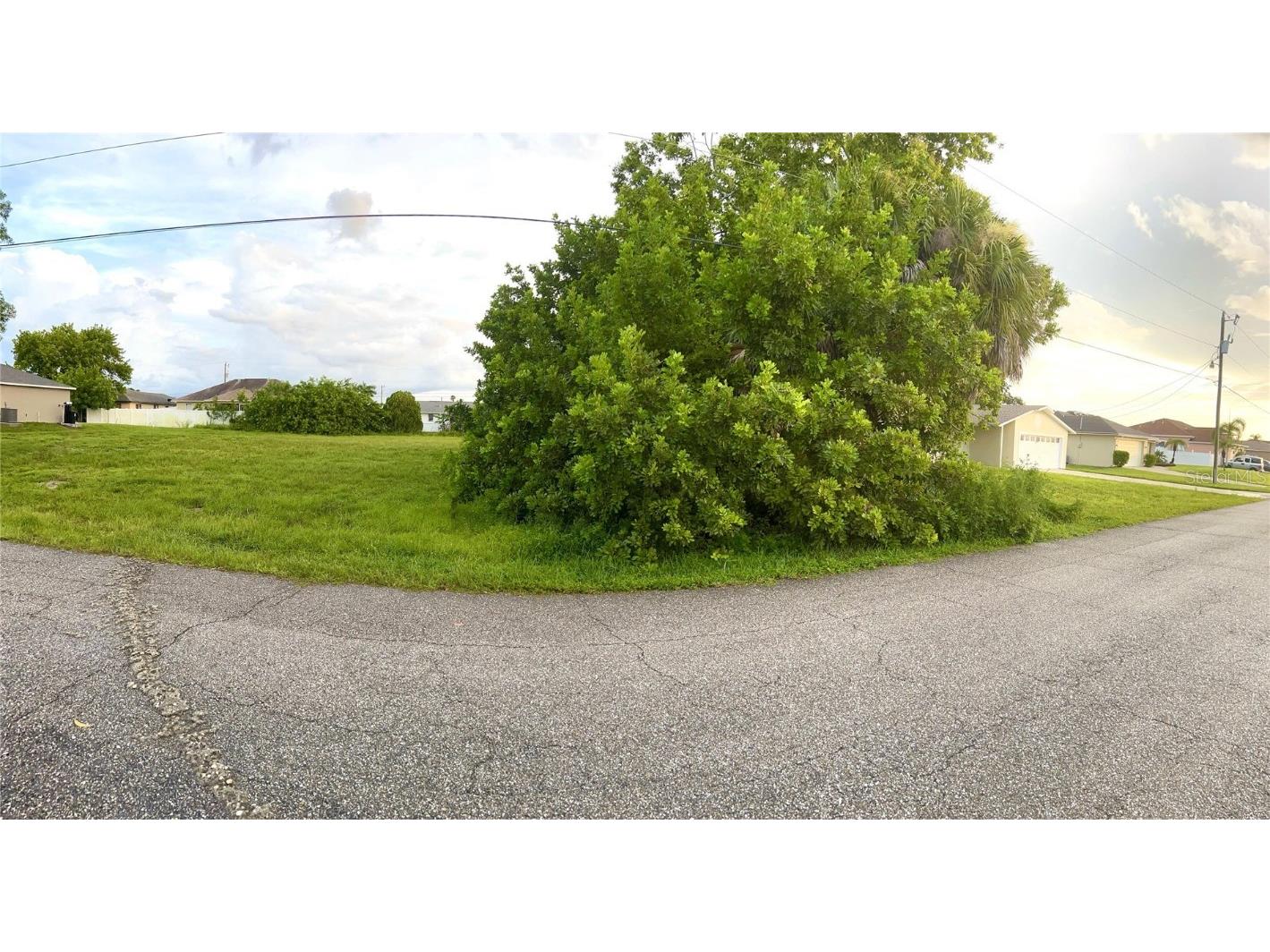 1812 NE 21st Street Cape Coral FL 33909 U8170316 image1