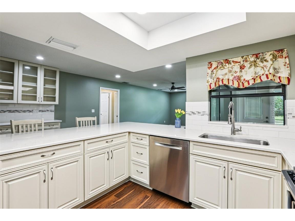 1812 New Bedford Drive Sun City Center FL 33573 TB8409041 image29