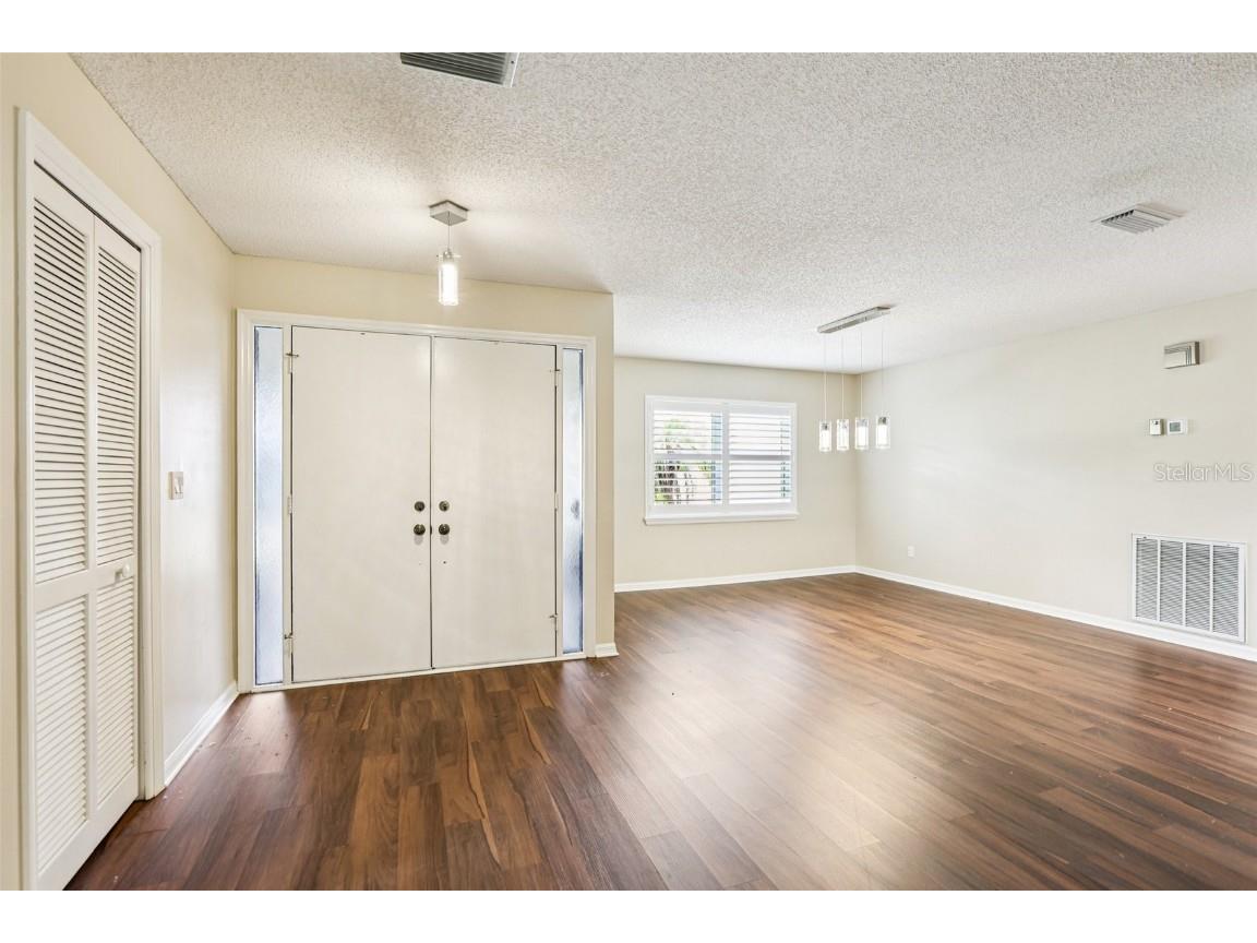 1812 New Bedford Drive Sun City Center FL 33573 TB8409041 image7