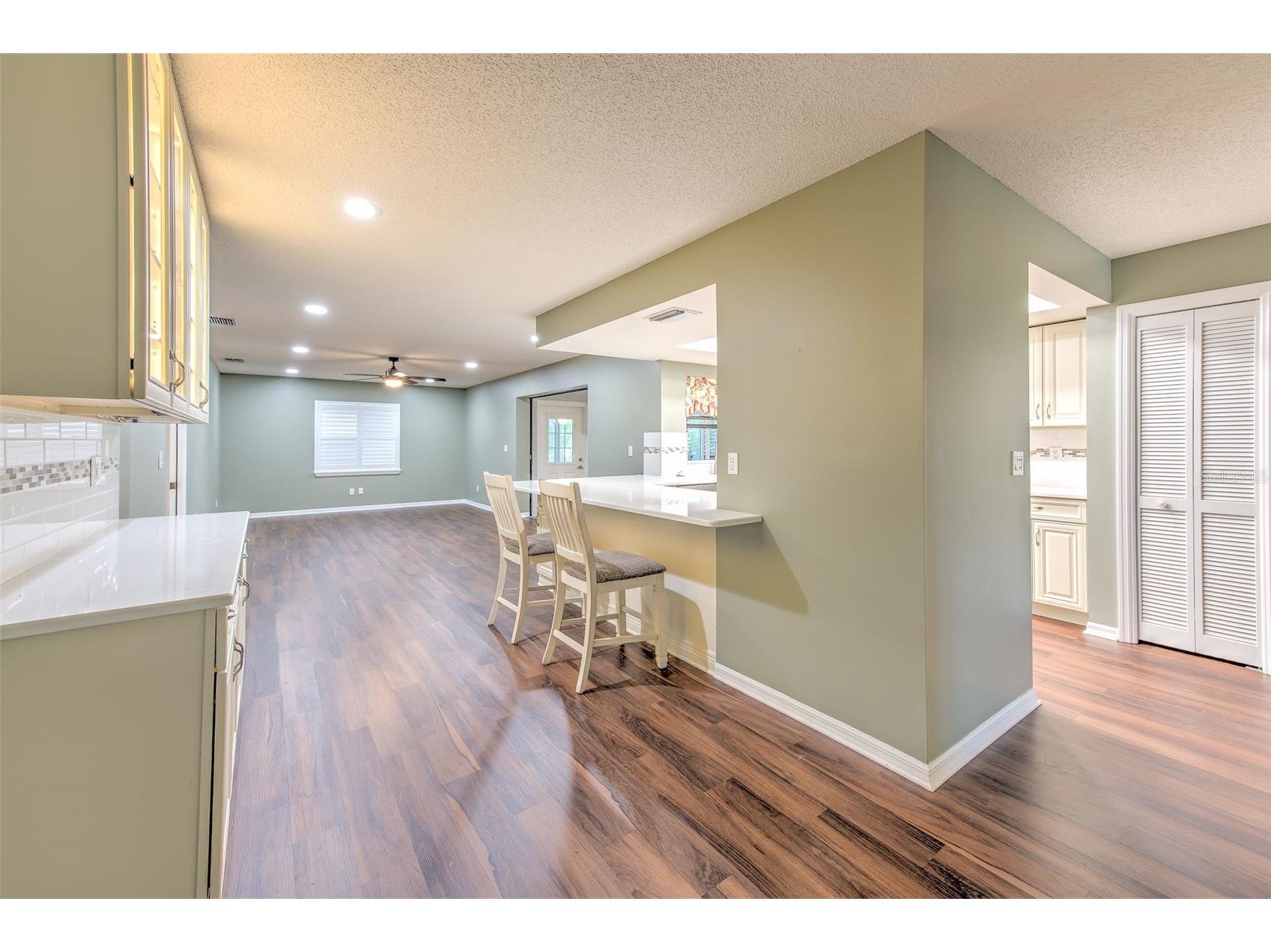1812 New Bedford Drive Sun City Center FL 33573 TB8520649 image14
