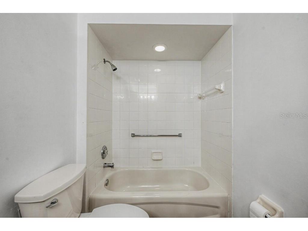 1812 Orchardgrove Avenue New Port Richey FL 34655 TB8512861 image32