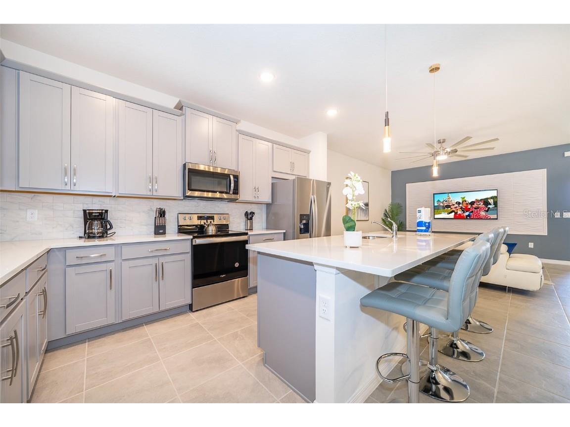 1812 Tropical Palms Circle Kissimmee FL 34747 S5137915 image5