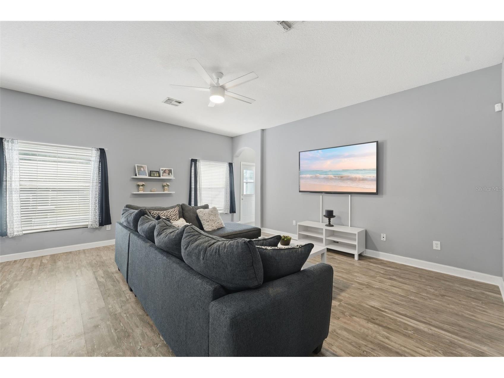 18124 Saxony Lane Orlando FL 32820 O6411728 image3