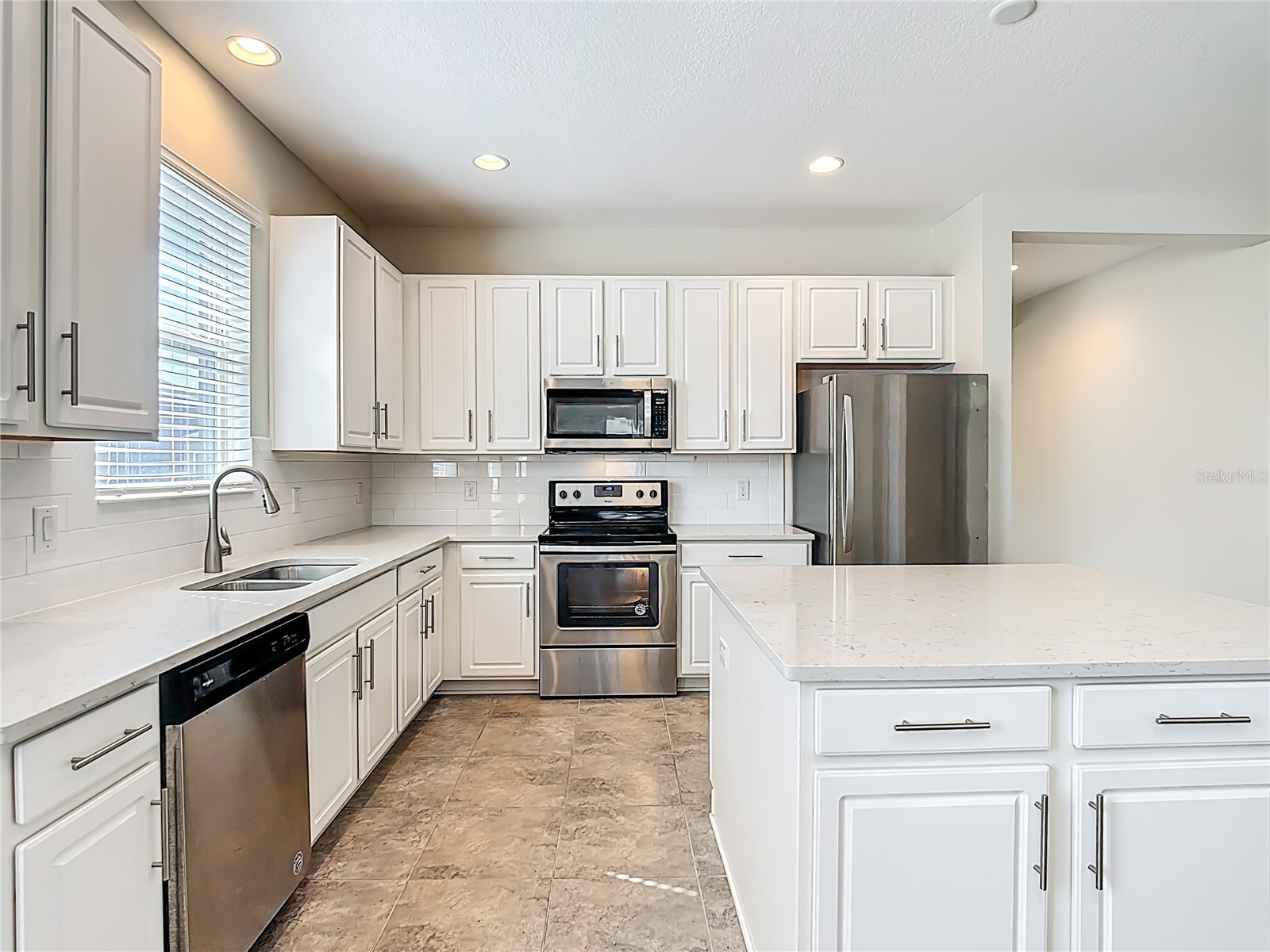 1813 Castleton Dr Saint Cloud FL 34771 O6384214 image2