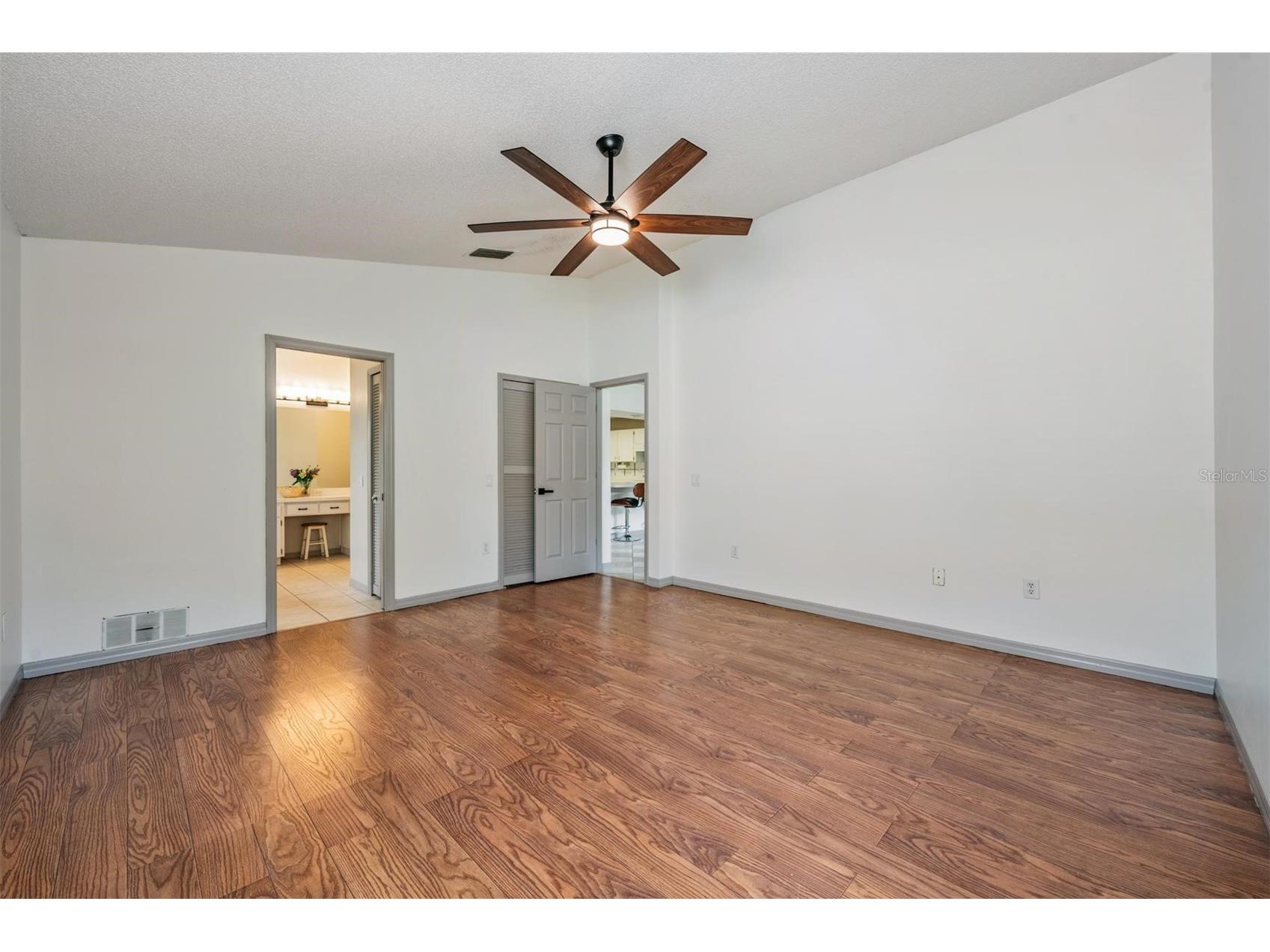 1813 Dockside Drive Valrico FL 33594 TB8469086 image6